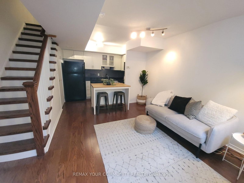 732 - 42 Western Battery Road