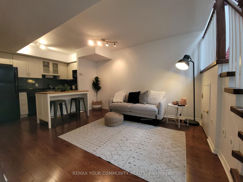 732 - 42 Western Battery Road