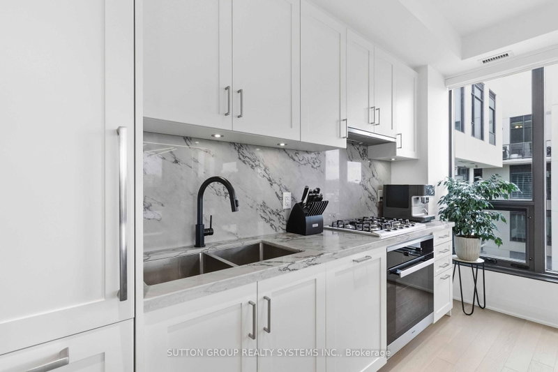 GPH26 - 280 Howland Avenue