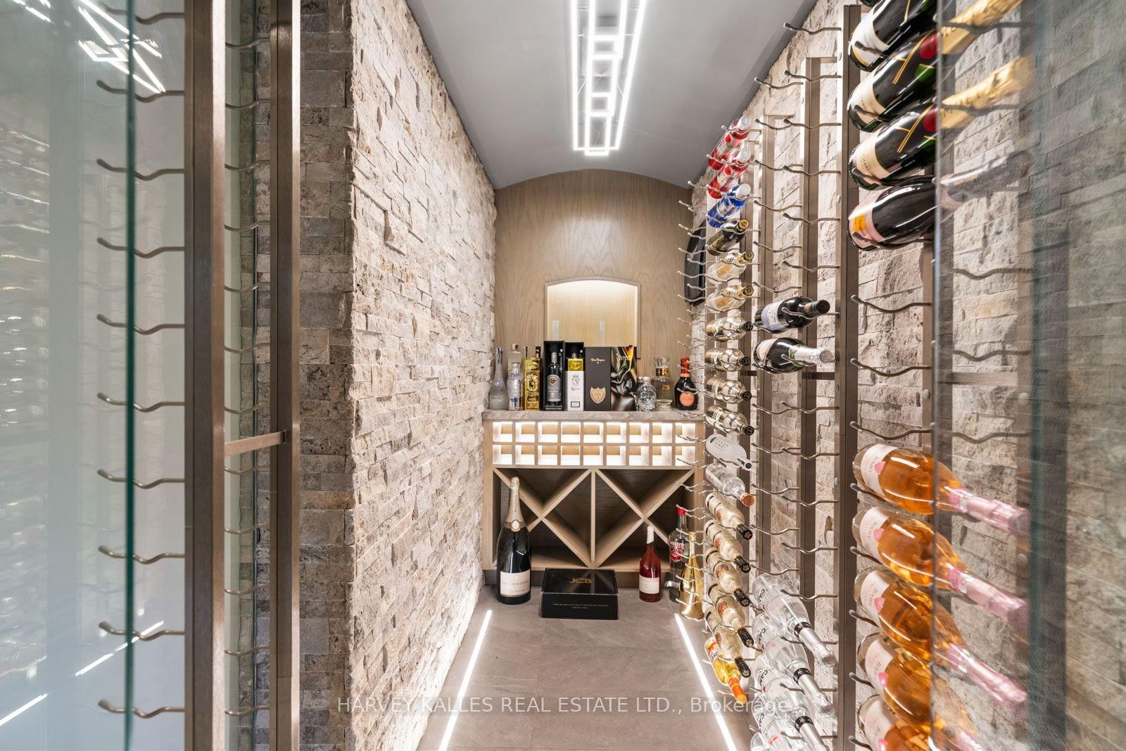 523 Vesta Dr, Toronto, view 39