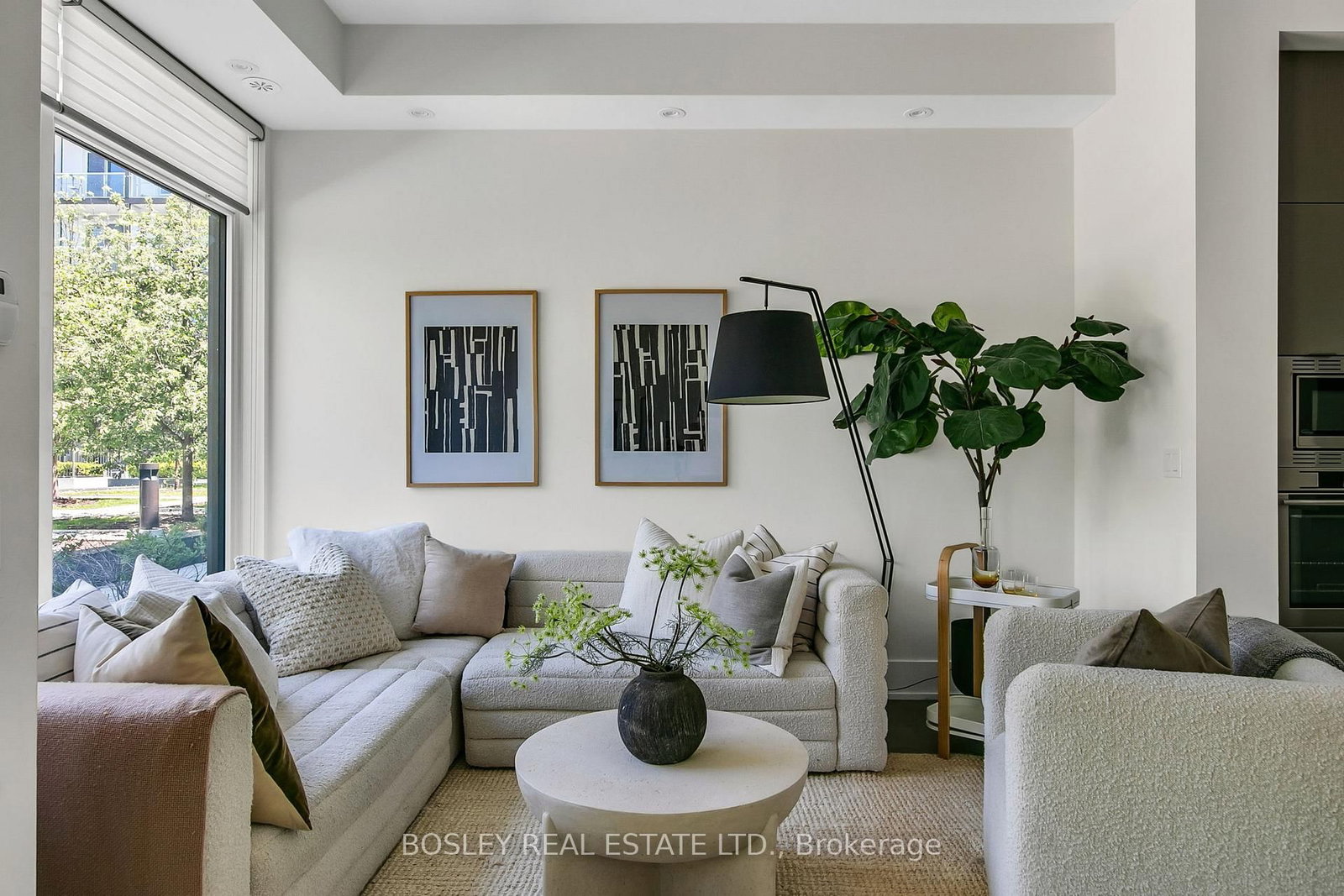 51 Paul Lane Gardens • #TH05 • Toronto, ON photo 5