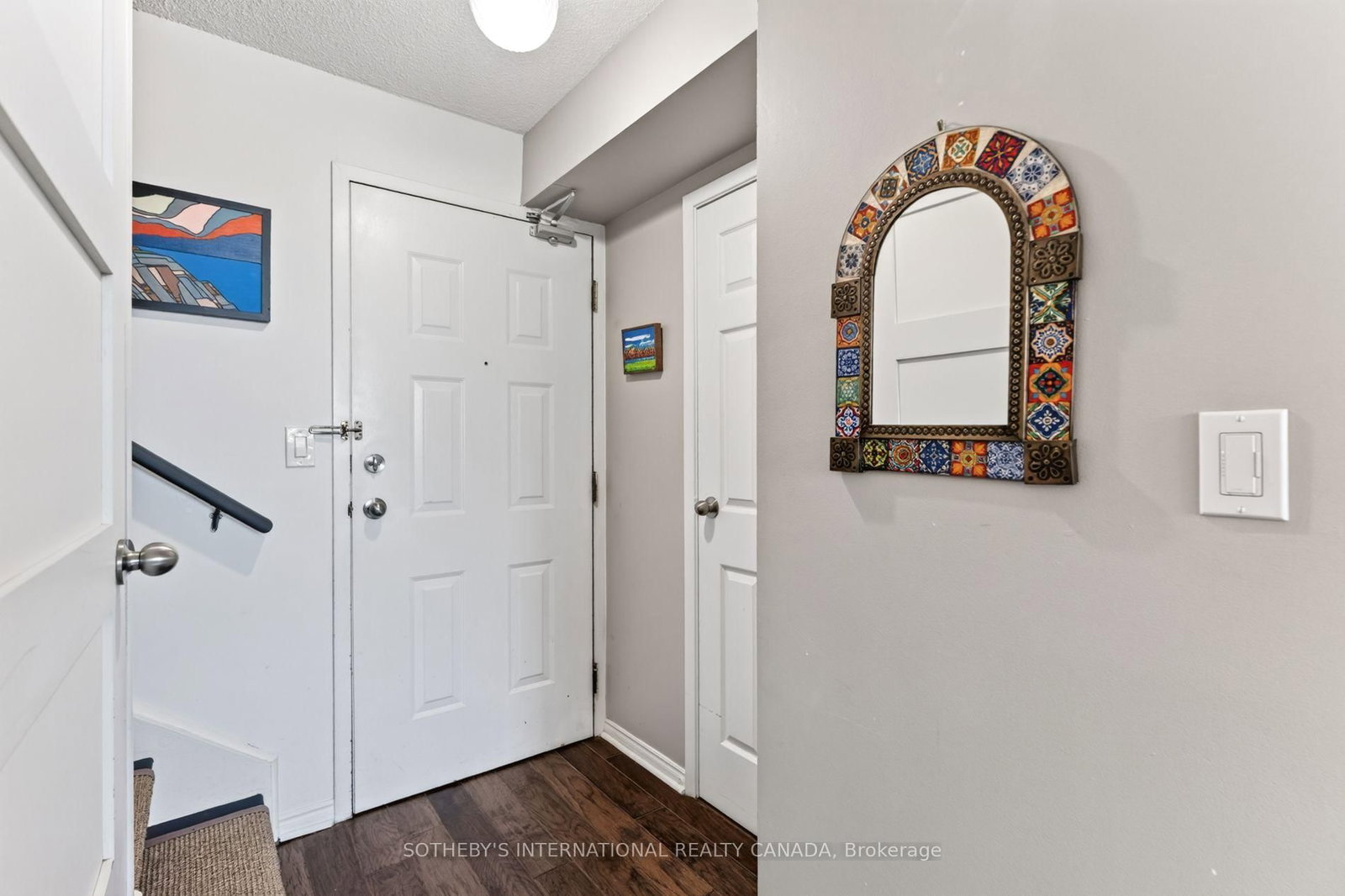 222 The Esplanade • #907 • Toronto, ON photo 3