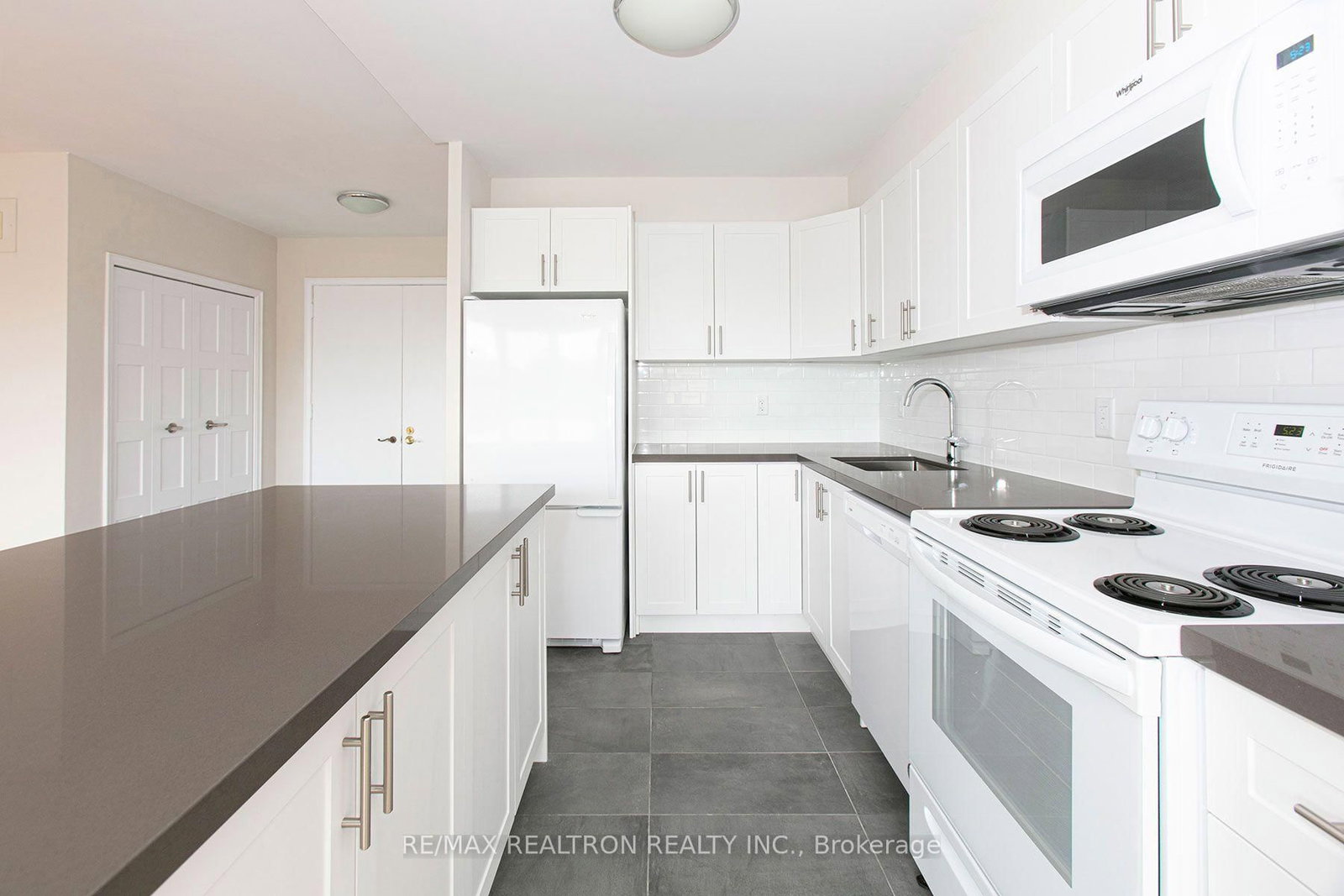 Condo leased at 709-10 Shallmar Boulevard, Toronto, Ontario, M5N 1J4 - Forest Hill North - MLS: C13787808