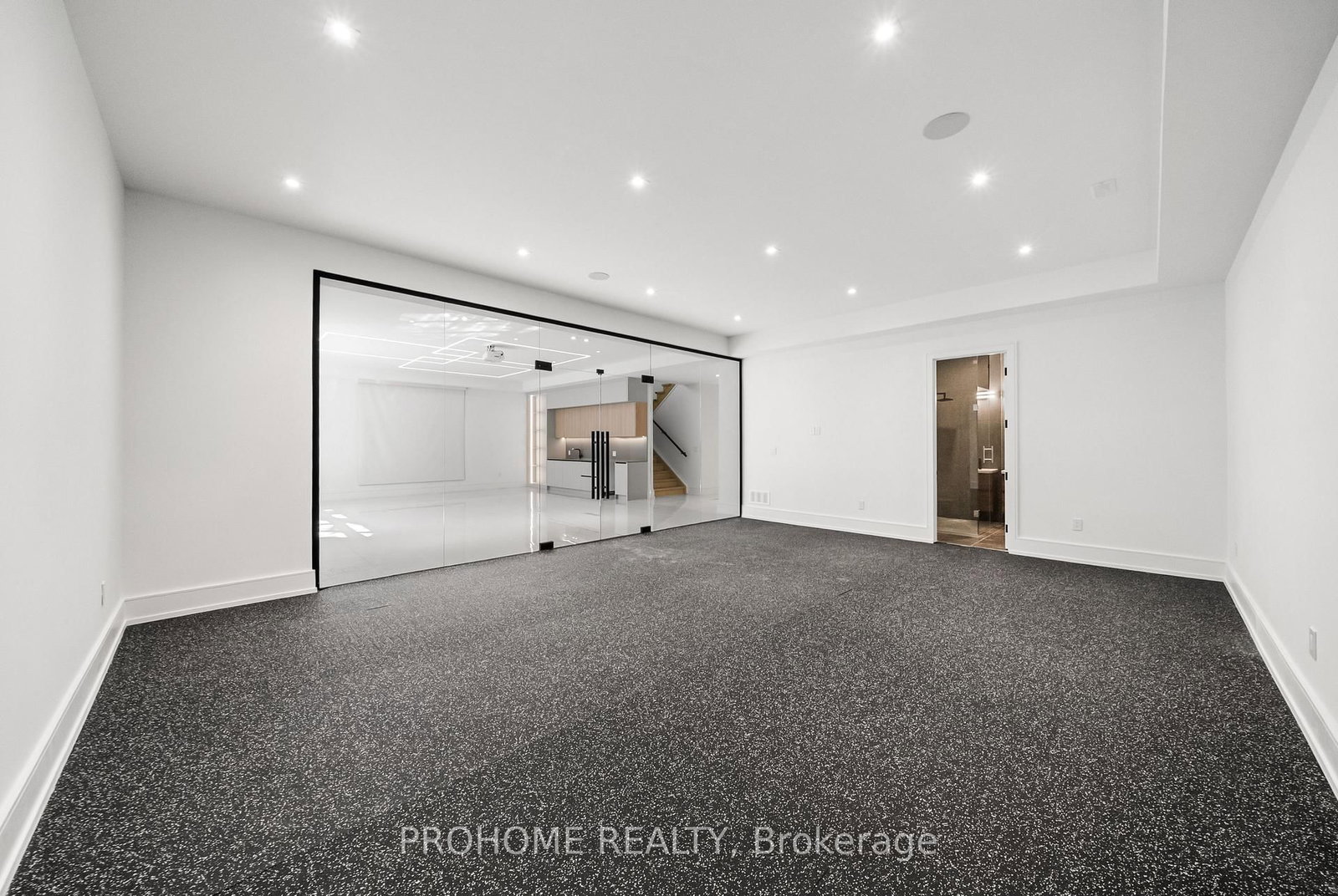 15 Aldershot Crescent • Toronto, ON photo 38