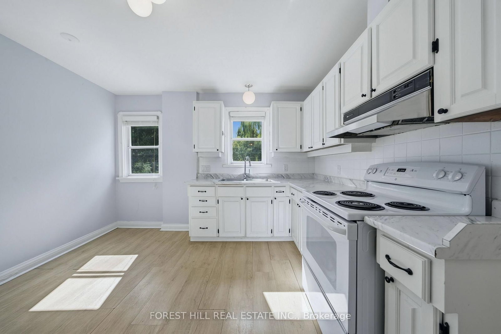 147 Viewmount Avenue • Toronto, ON photo 16