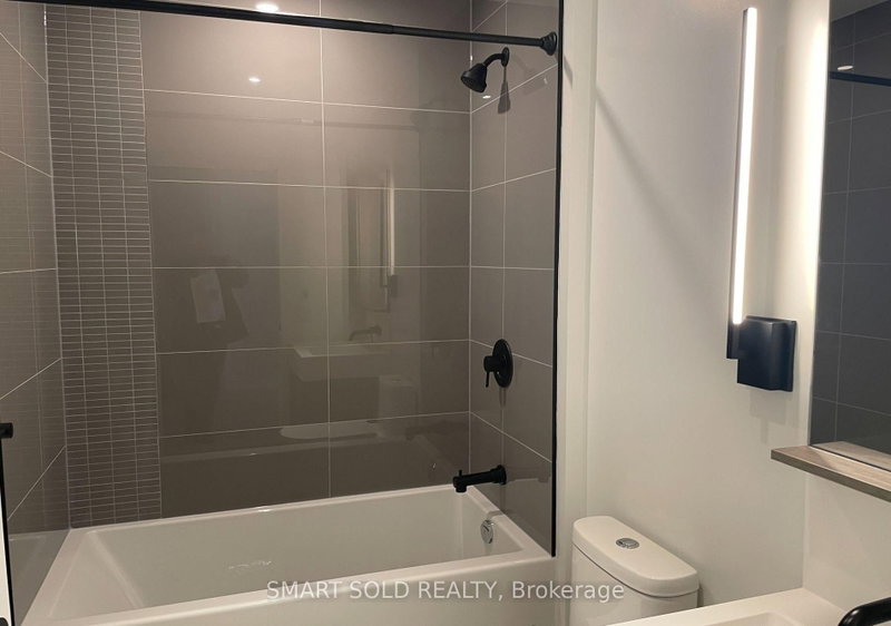 117 broadway Ave photo 5