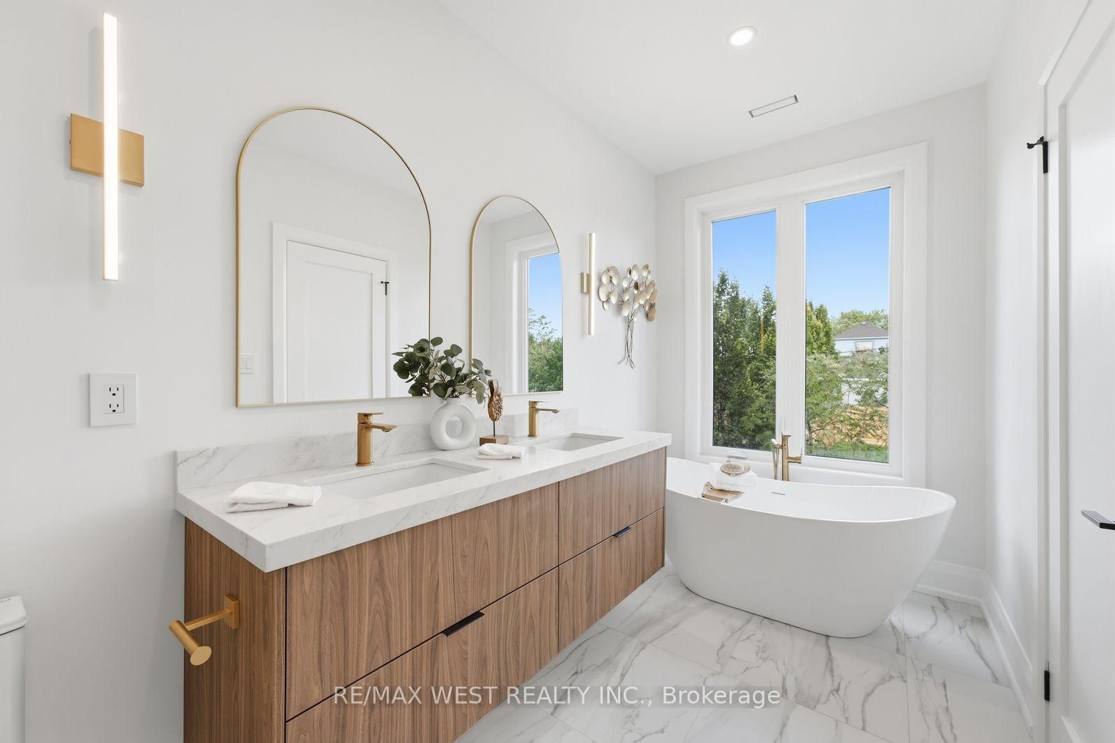 77 Alameda Avenue • Toronto, ON photo 25