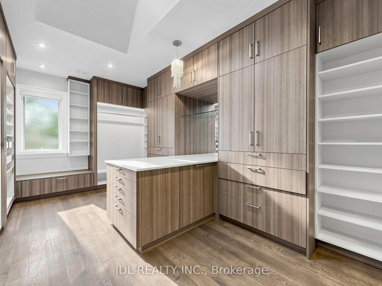 105 Arjay Crescent • Toronto, ON photo 23