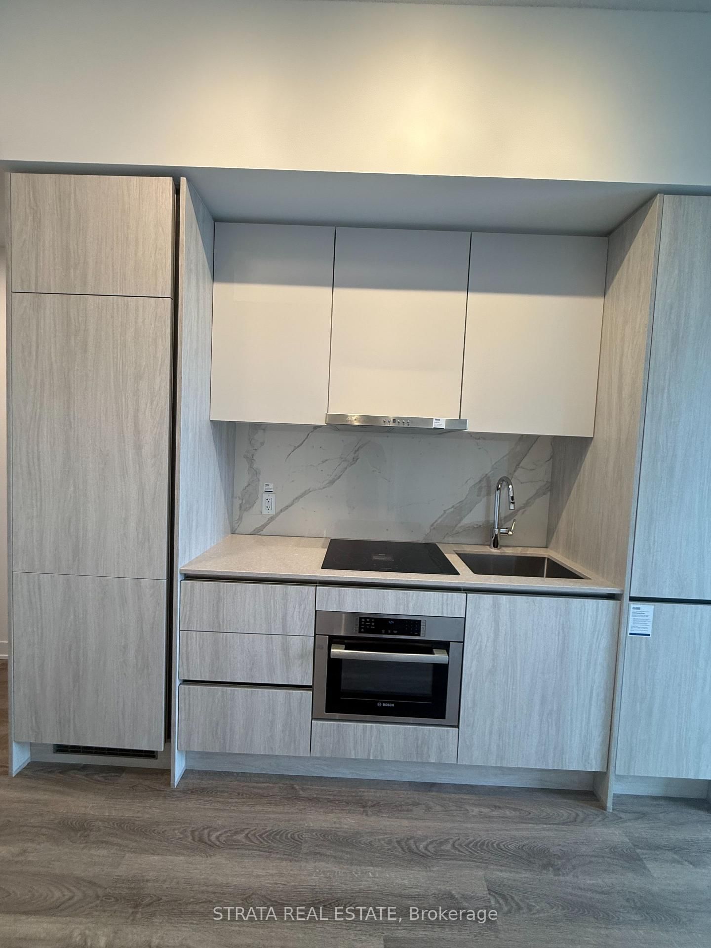 Condo for lease at 2316-180 Front Street, Toronto, Ontario, M5A 0A9 - Moss Park - MLS: C13794830