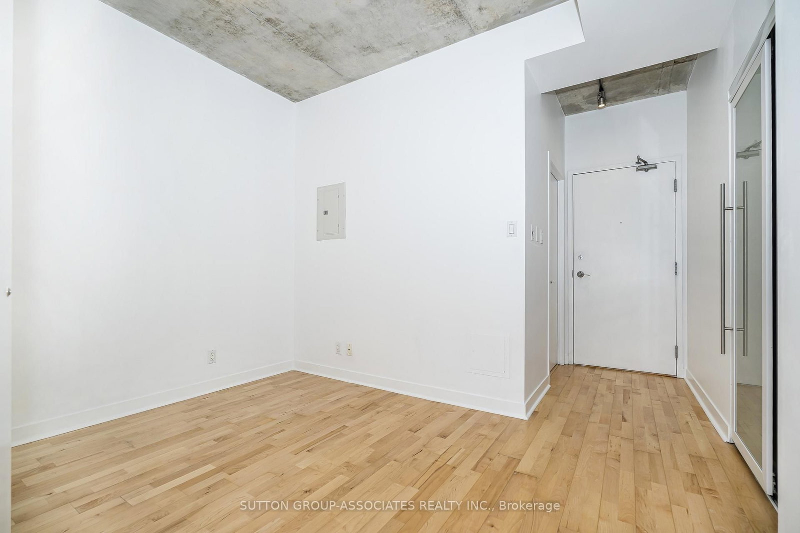 127 Queen Street E • #405 • Toronto, ON photo 12