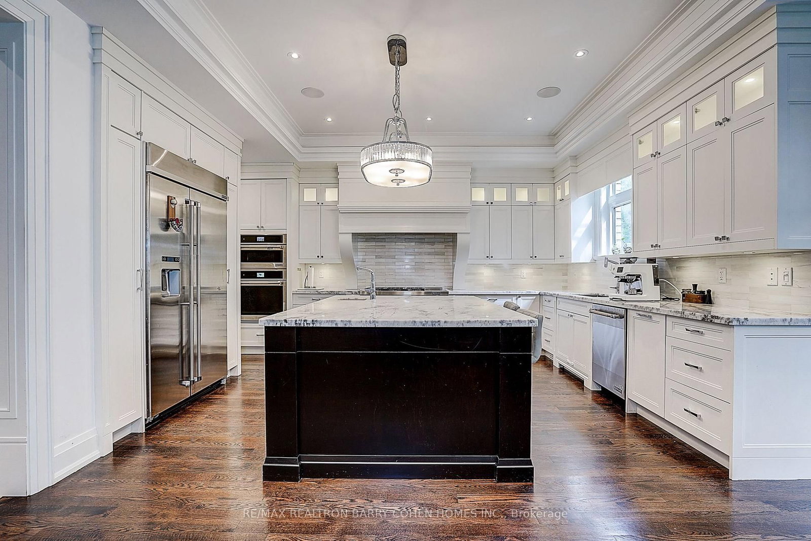 21 Yorkview Drive • Toronto, ON photo 16