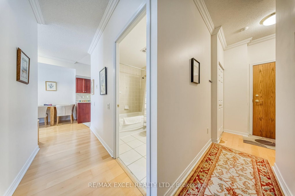 403 - 115 Richmond Street E 5