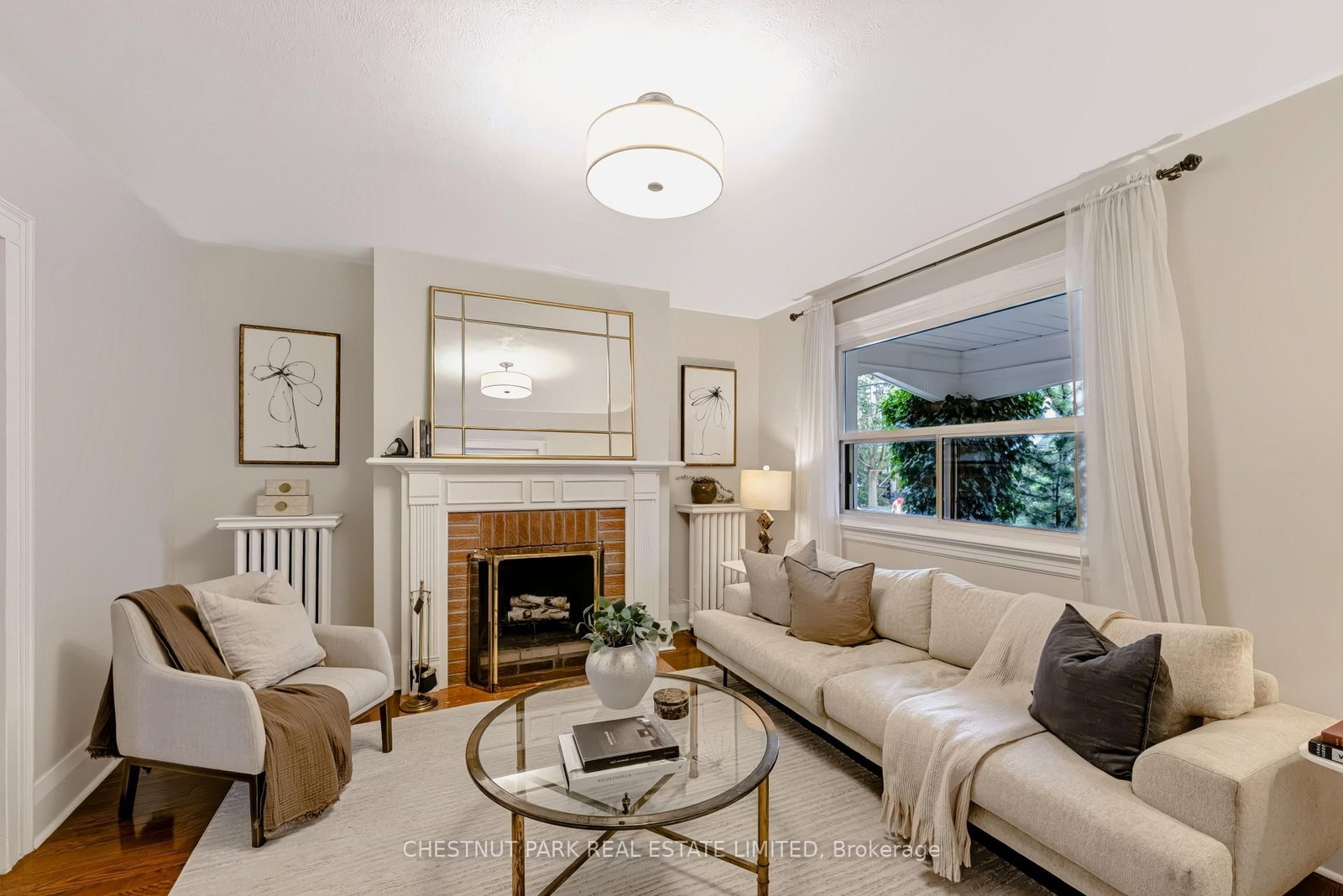 42 Bowood Avenue • Toronto, ON photo 4