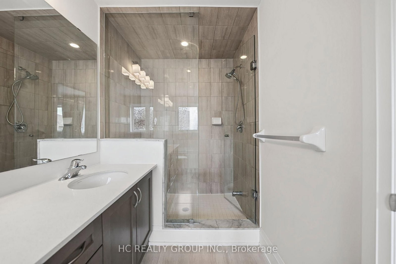 36 Kenneth Wood Crescent • Toronto, ON photo 37