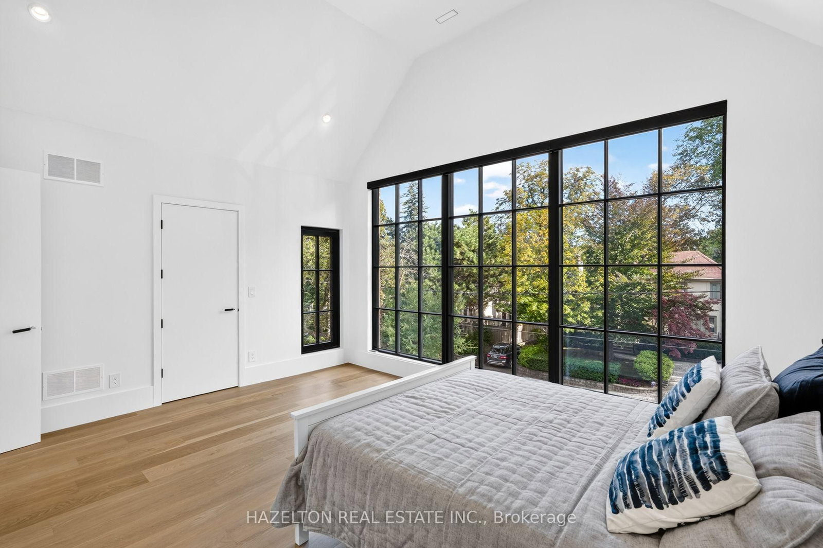 228 Glen Road • Toronto, ON photo 26