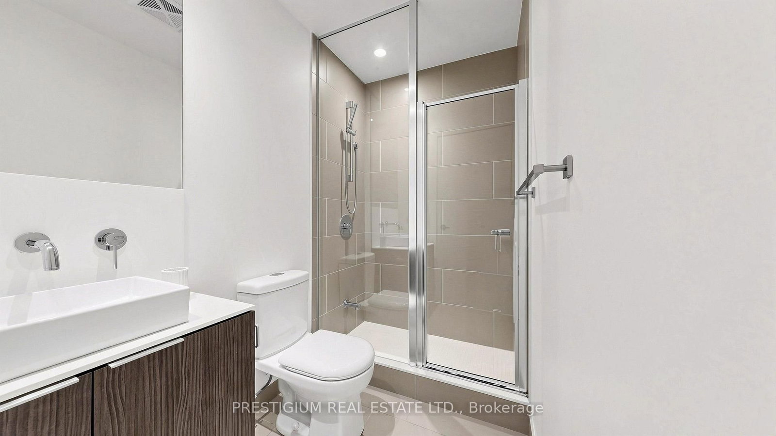 159 Dundas Street E • #3706 • Toronto, ON photo 19