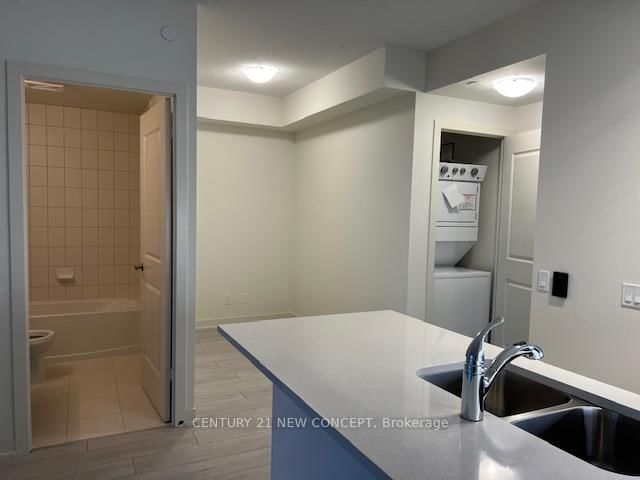 2710-4955 Yonge St, Toronto, view 4