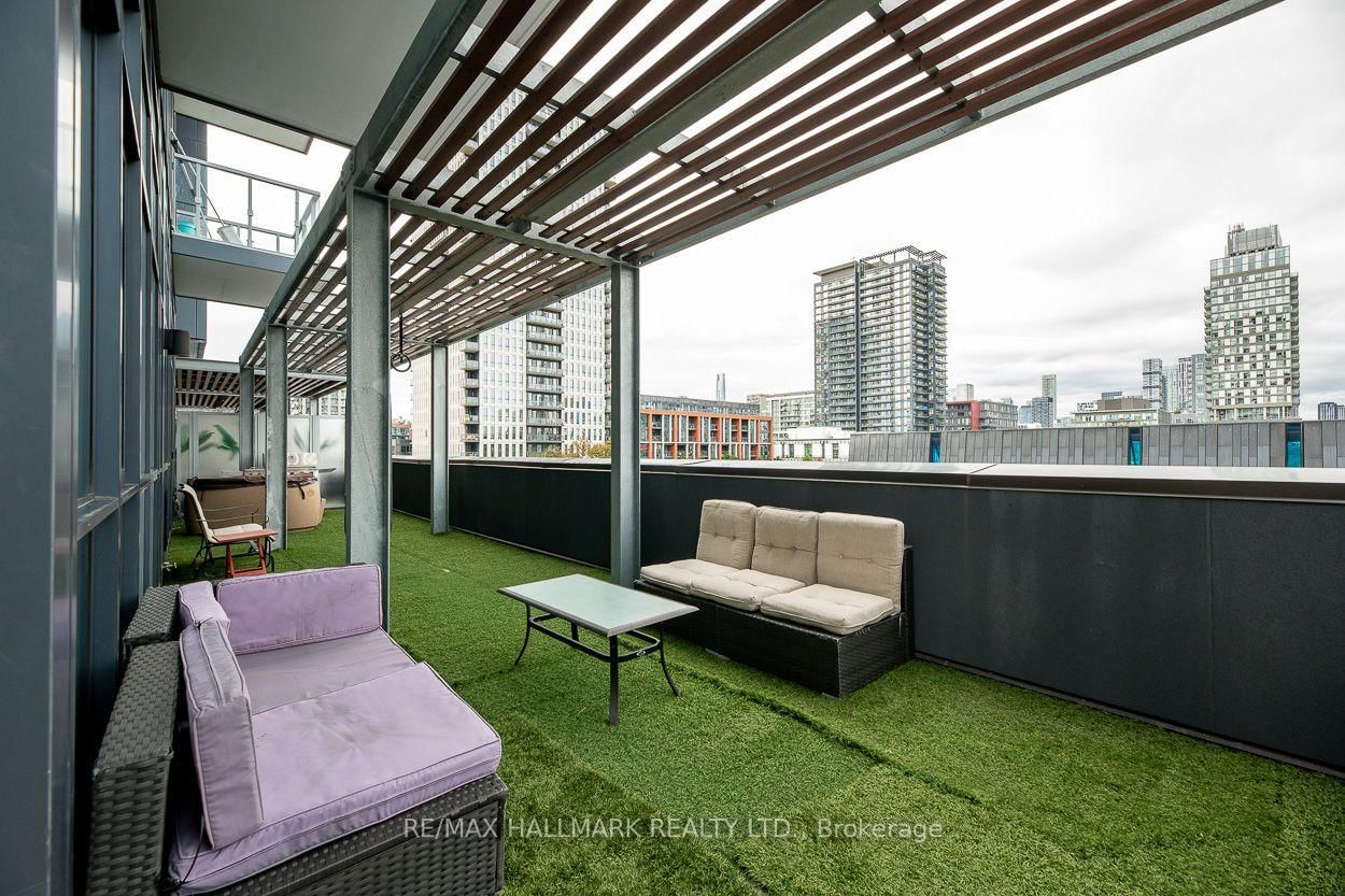 225 Sumach Street • #405 • Toronto, ON photo 35