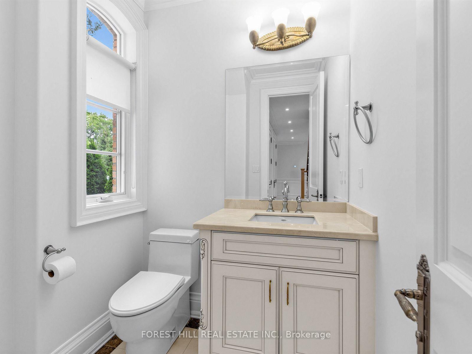 1B Carluke Crescent • Toronto, ON photo 18