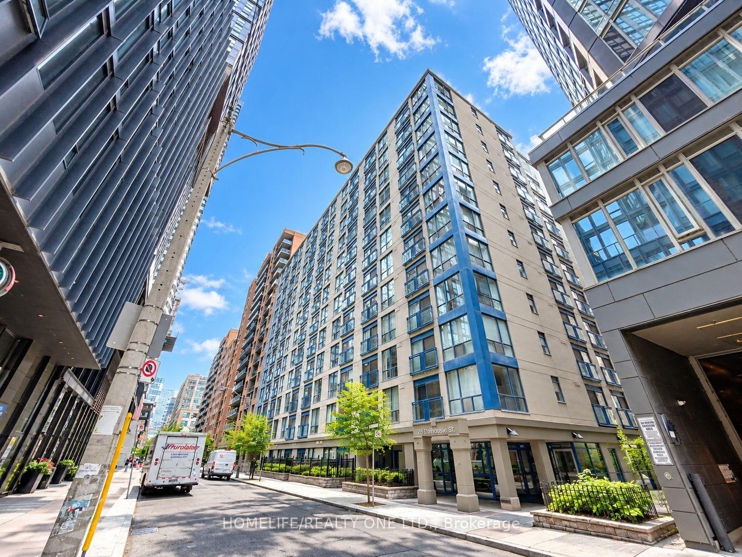Condo for lease at 206-75 Dalhousie Street, Toronto, Ontario, M5B 2R9 - Church-Yonge Corridor - MLS: C13811426