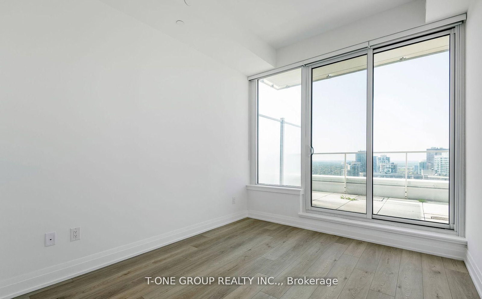 75 Canterbury Place • #Ph107 • Toronto, ON photo 17