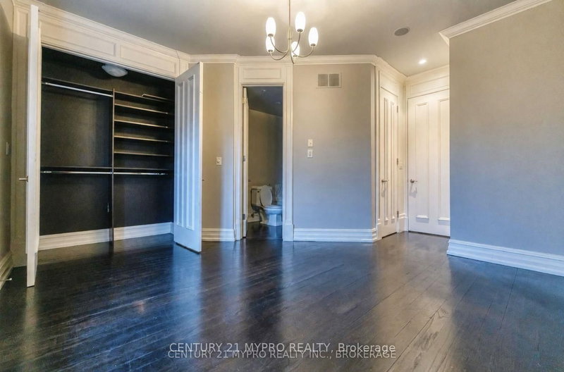 280 Spadina Road