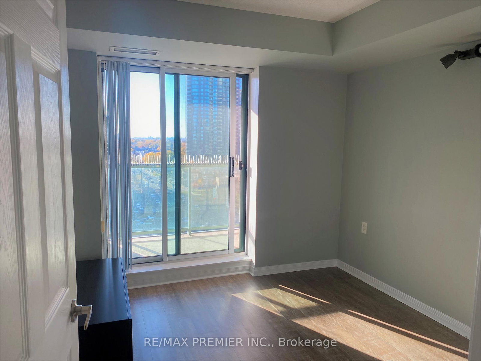 22 Olive Avenue • #1201 • Toronto, ON photo 11