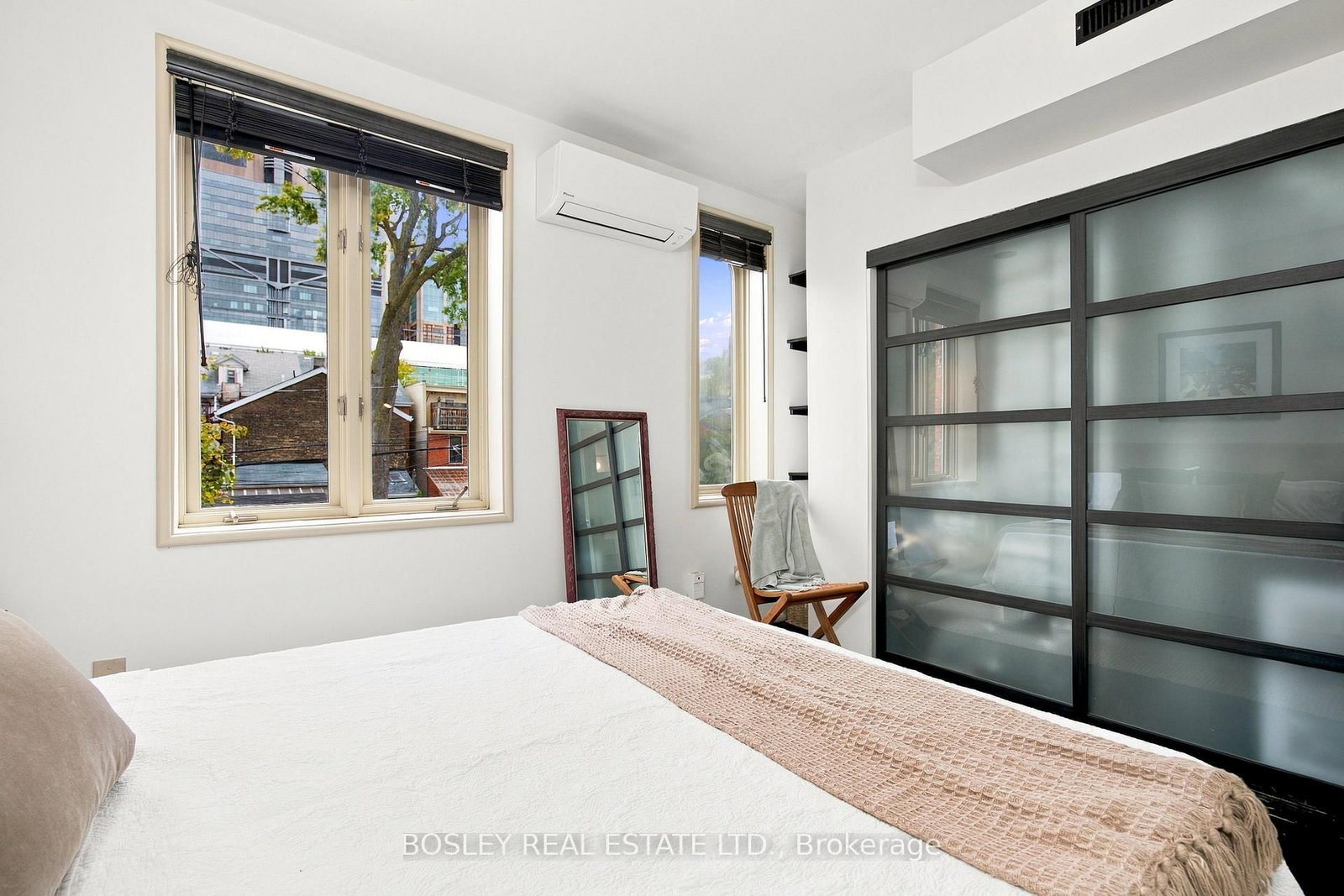 33A Henry Street • Toronto, ON photo 28