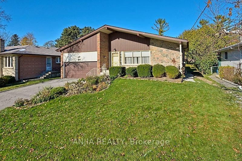 Upper - 80 Alamosa Drive