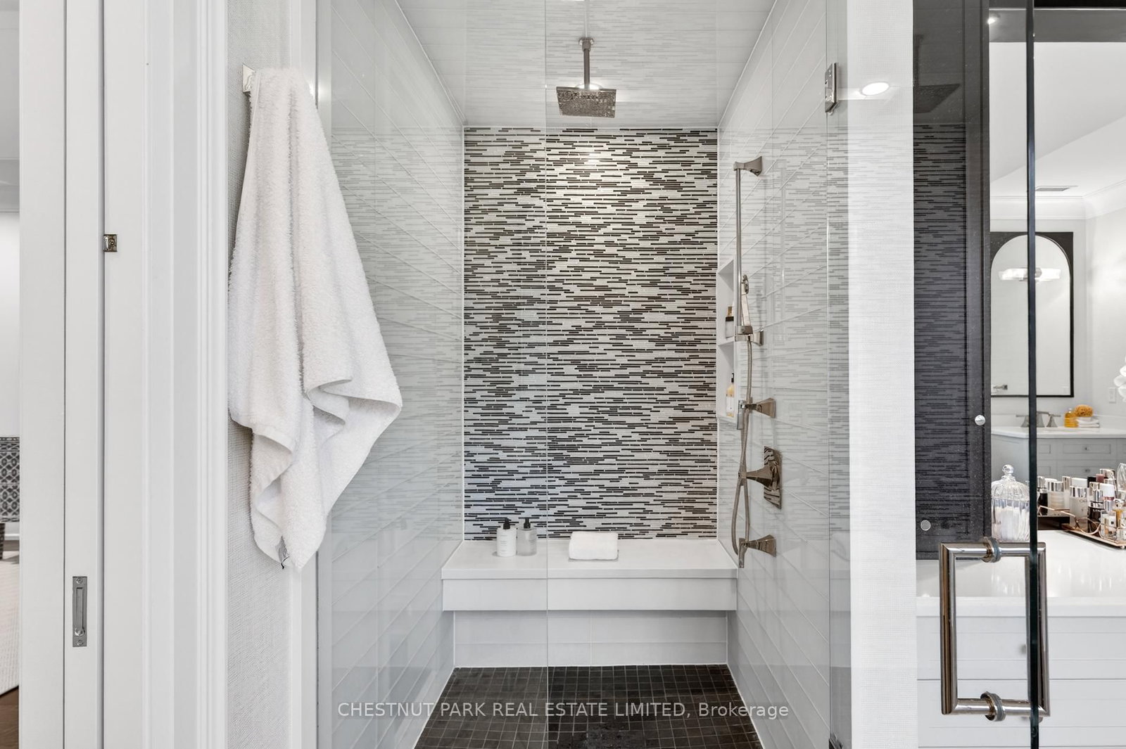 204 Glencairn Avenue • Toronto, ON photo 29