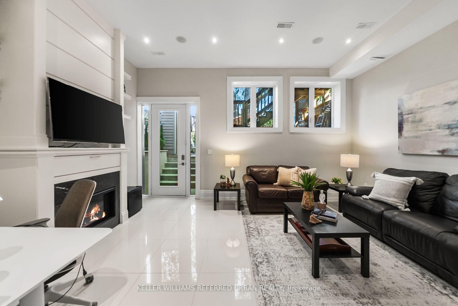 32 Cranbrooke Avenue • Toronto, ON photo 43