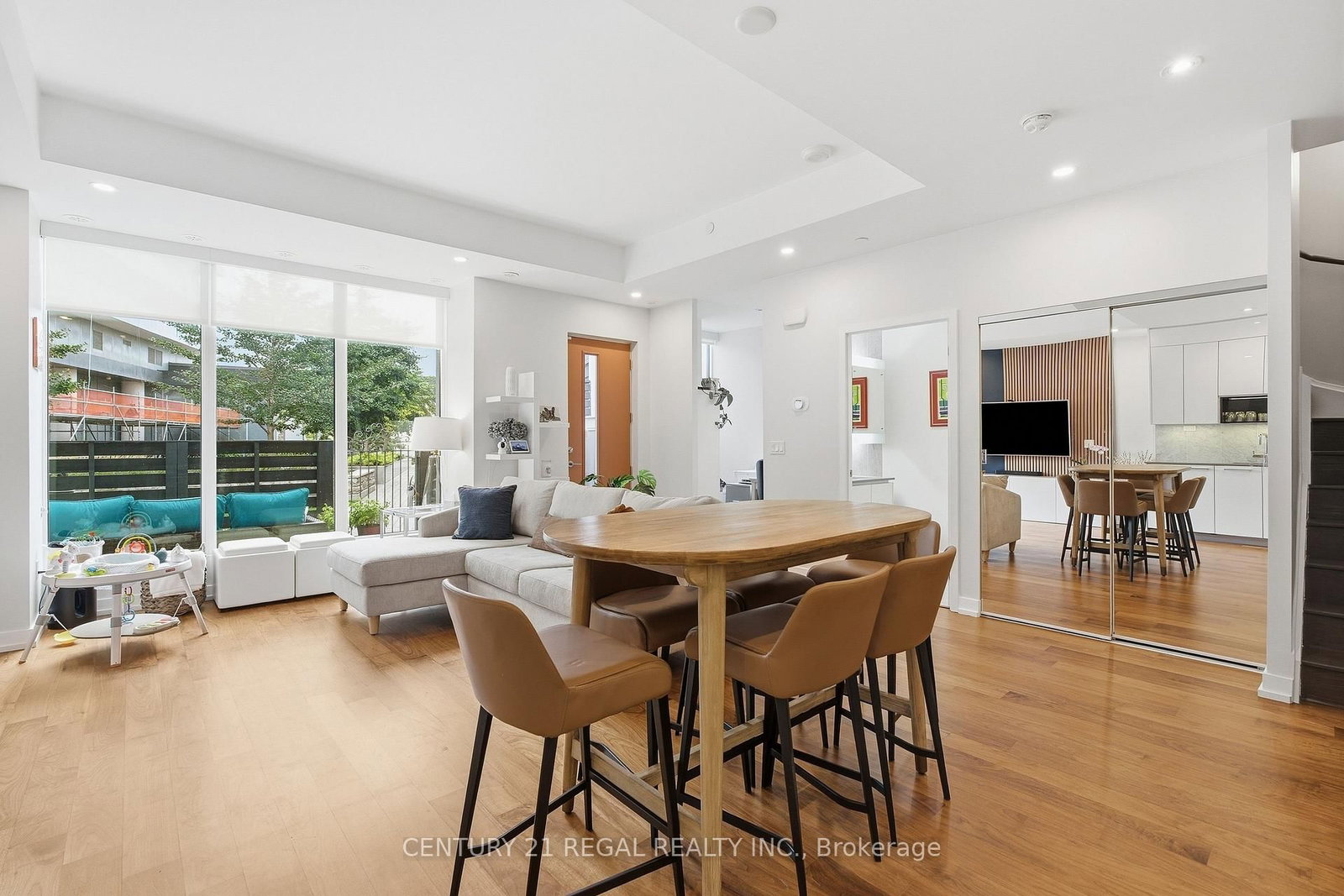 113 Mcmahon Drive • #Th07 • Toronto, ON photo 19