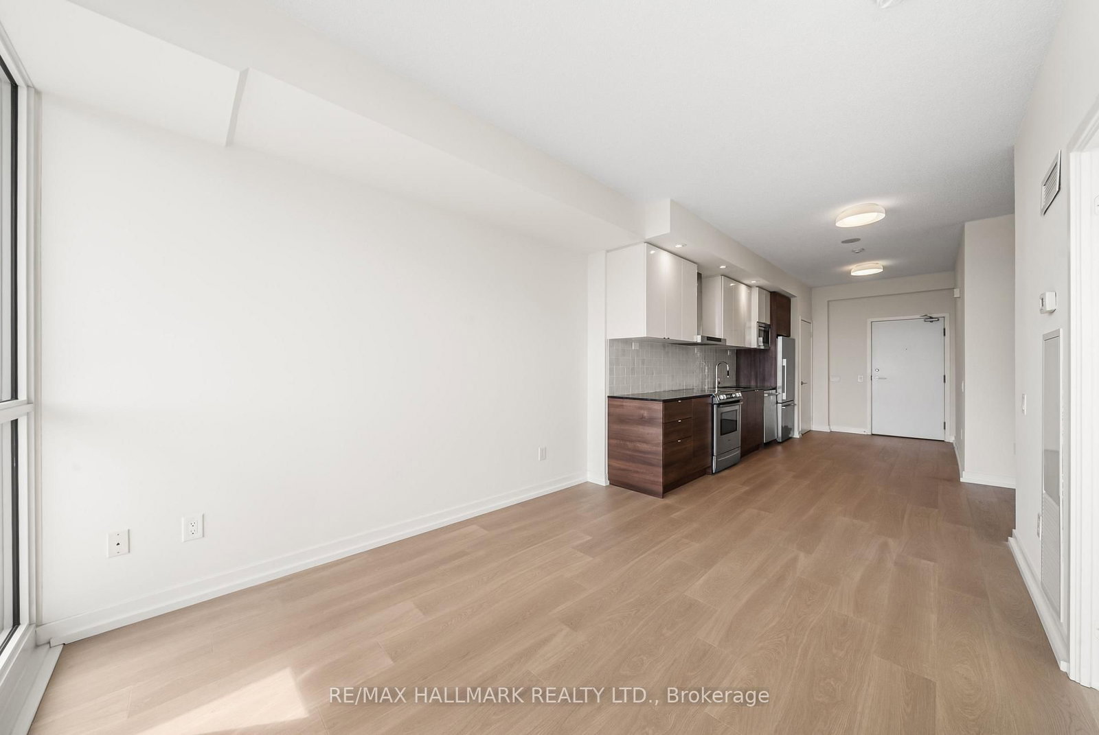 121 McMahon Drive • #3102 • Toronto, ON photo 8