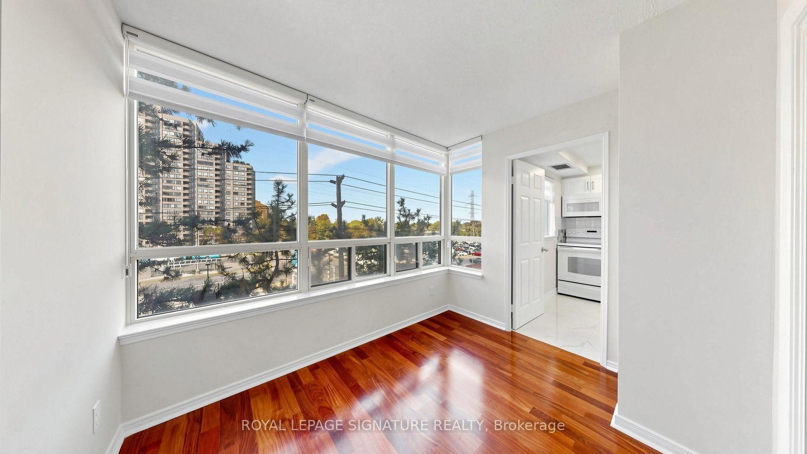 7 Bishop Avenue • #411 • Toronto, ON photo 2