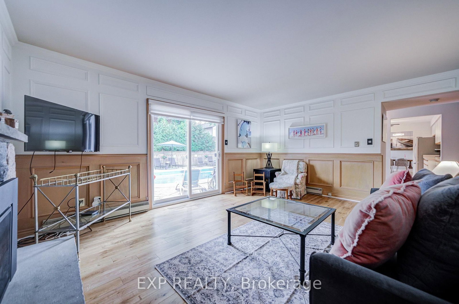 17 Rustywood Drive • Toronto, ON photo 22