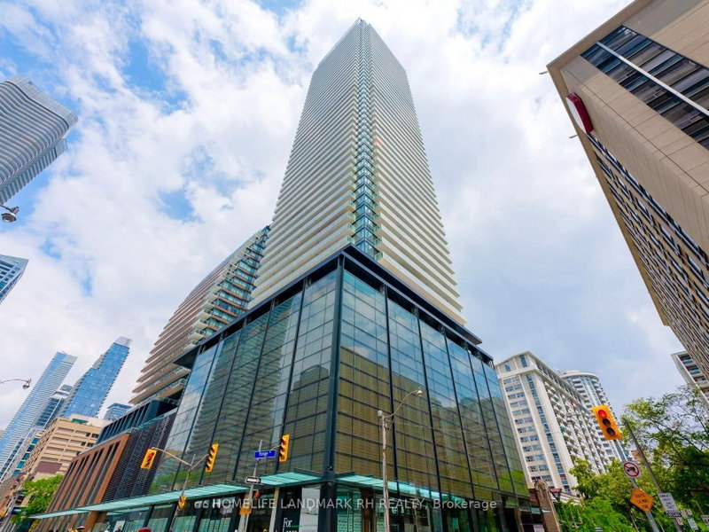 2102 - 501 Yonge Street