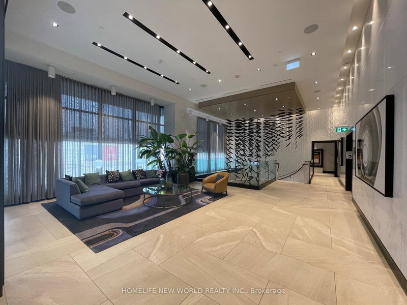 Ph20 - 1 Edgewater Drive