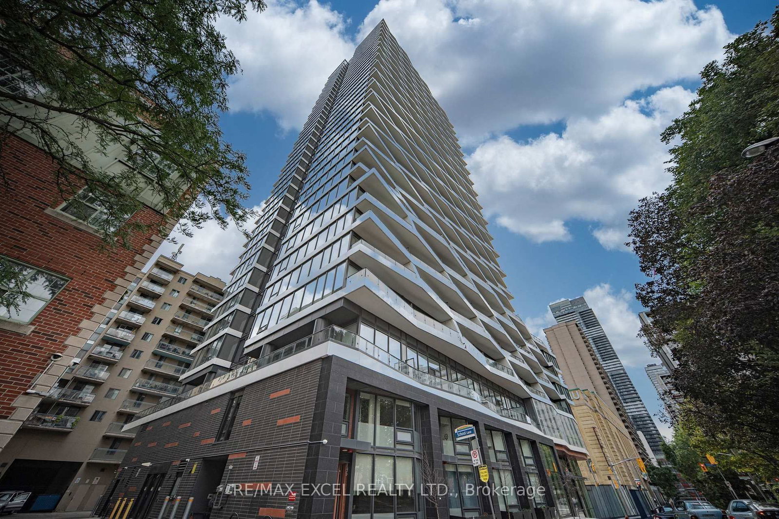 85 Wood Street, Unit 3203