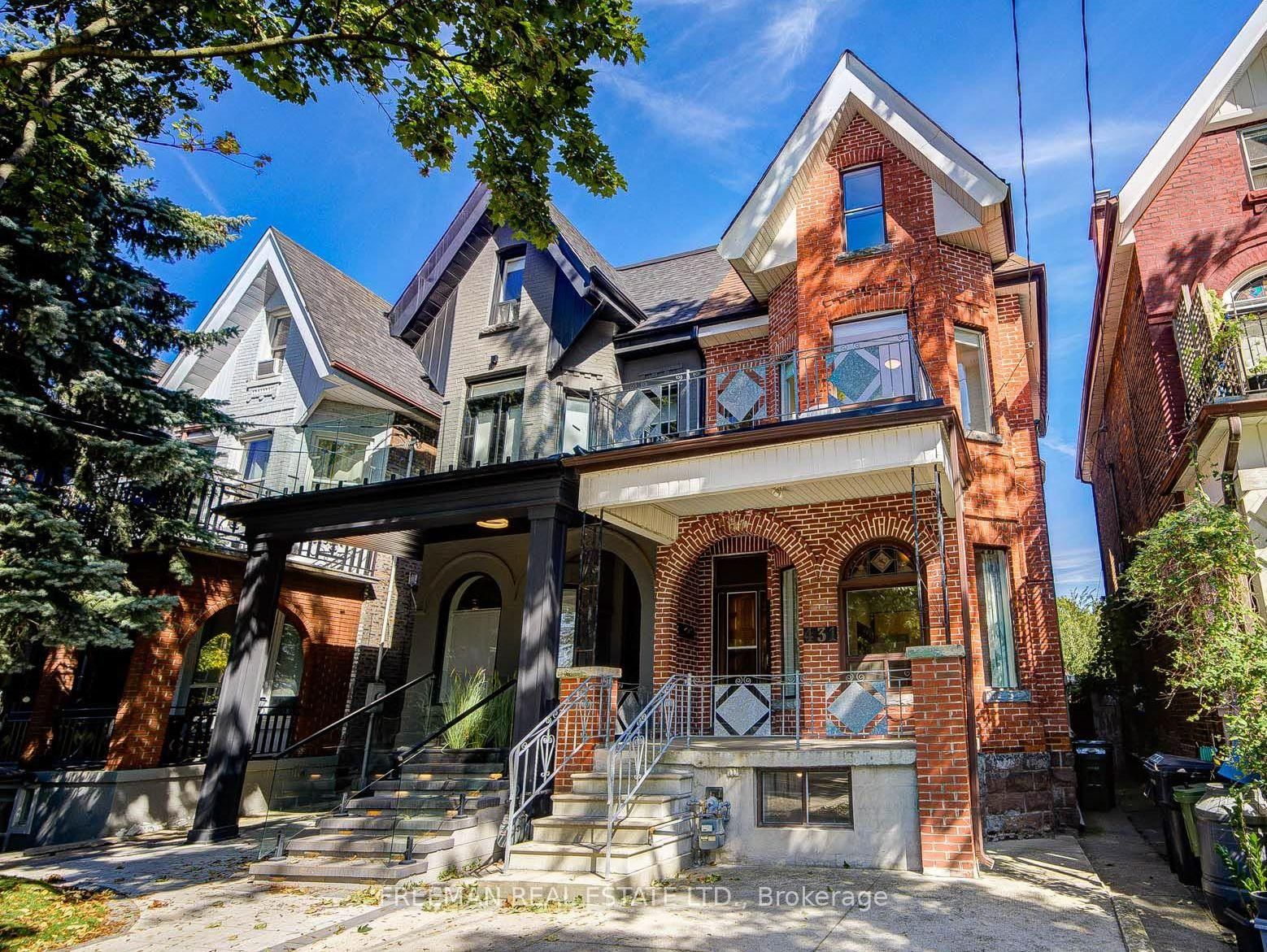 431 Manning Avenue • Toronto, ON photo 3
