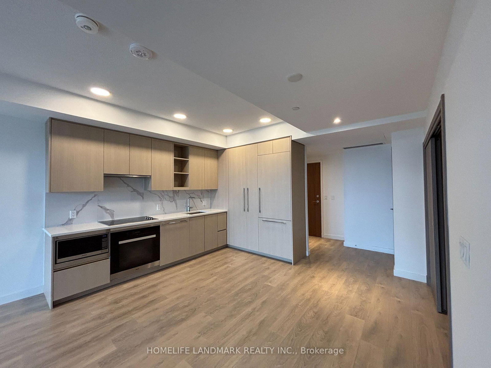 3007 - 27 Mcmahon Drive, Toronto 5