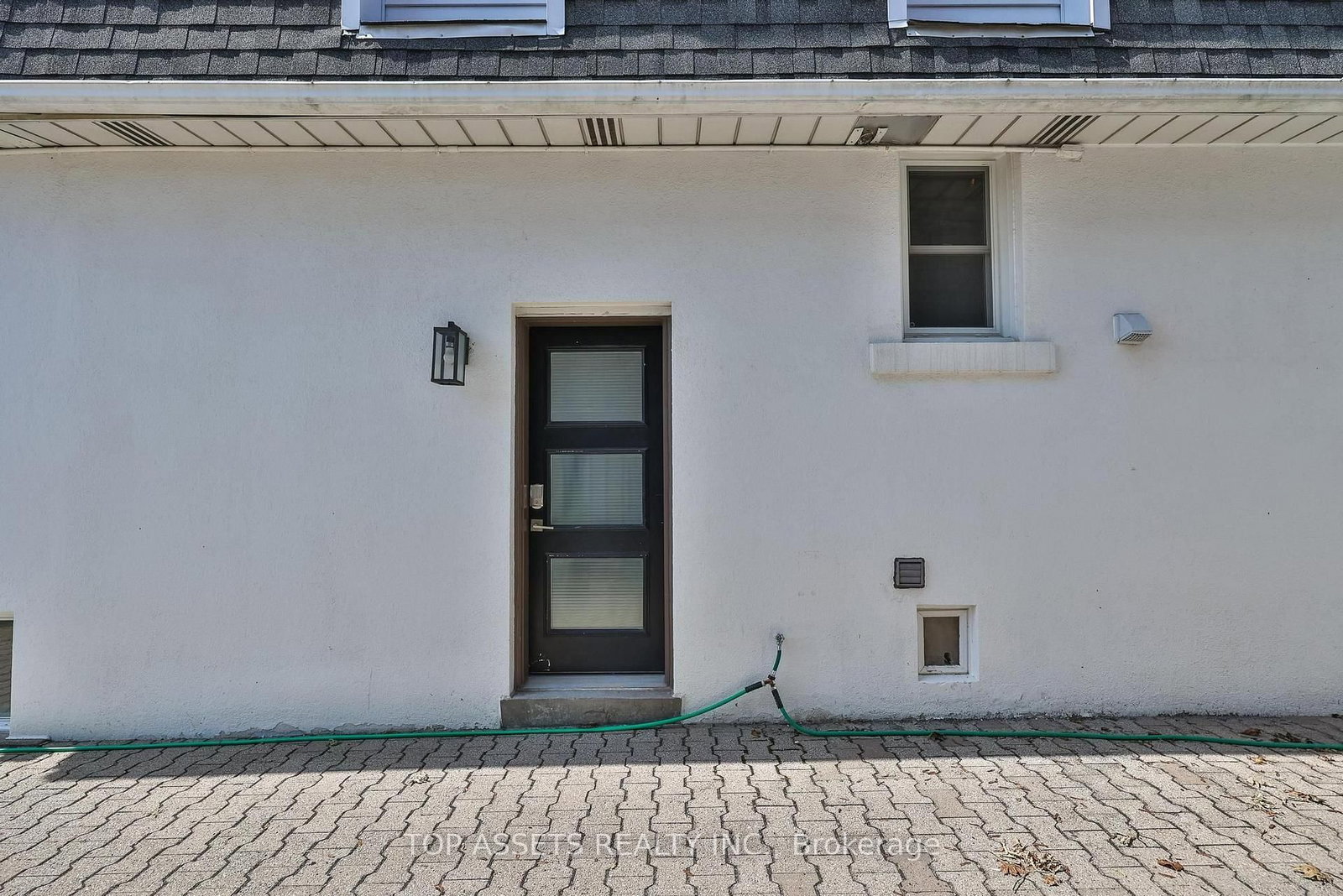 532 (BSMT) Glengrove Avenue W, Toronto 3