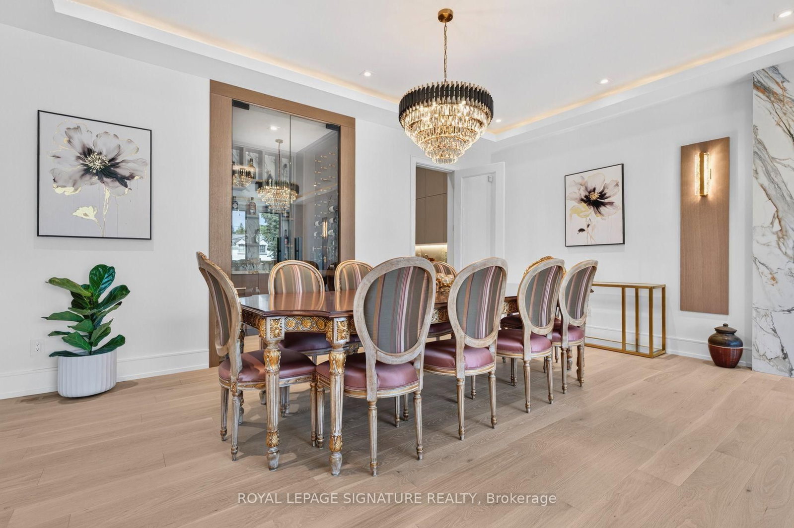 257 Lawrence Ave, Toronto, view 10