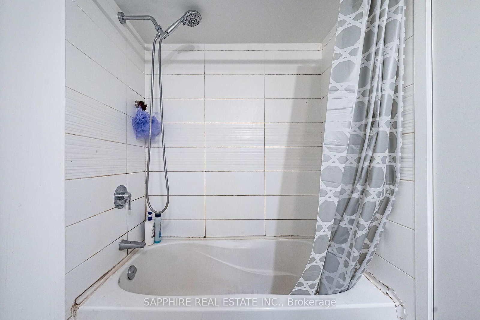 15 Iceboat Terrace • #541 • Toronto, ON photo 28