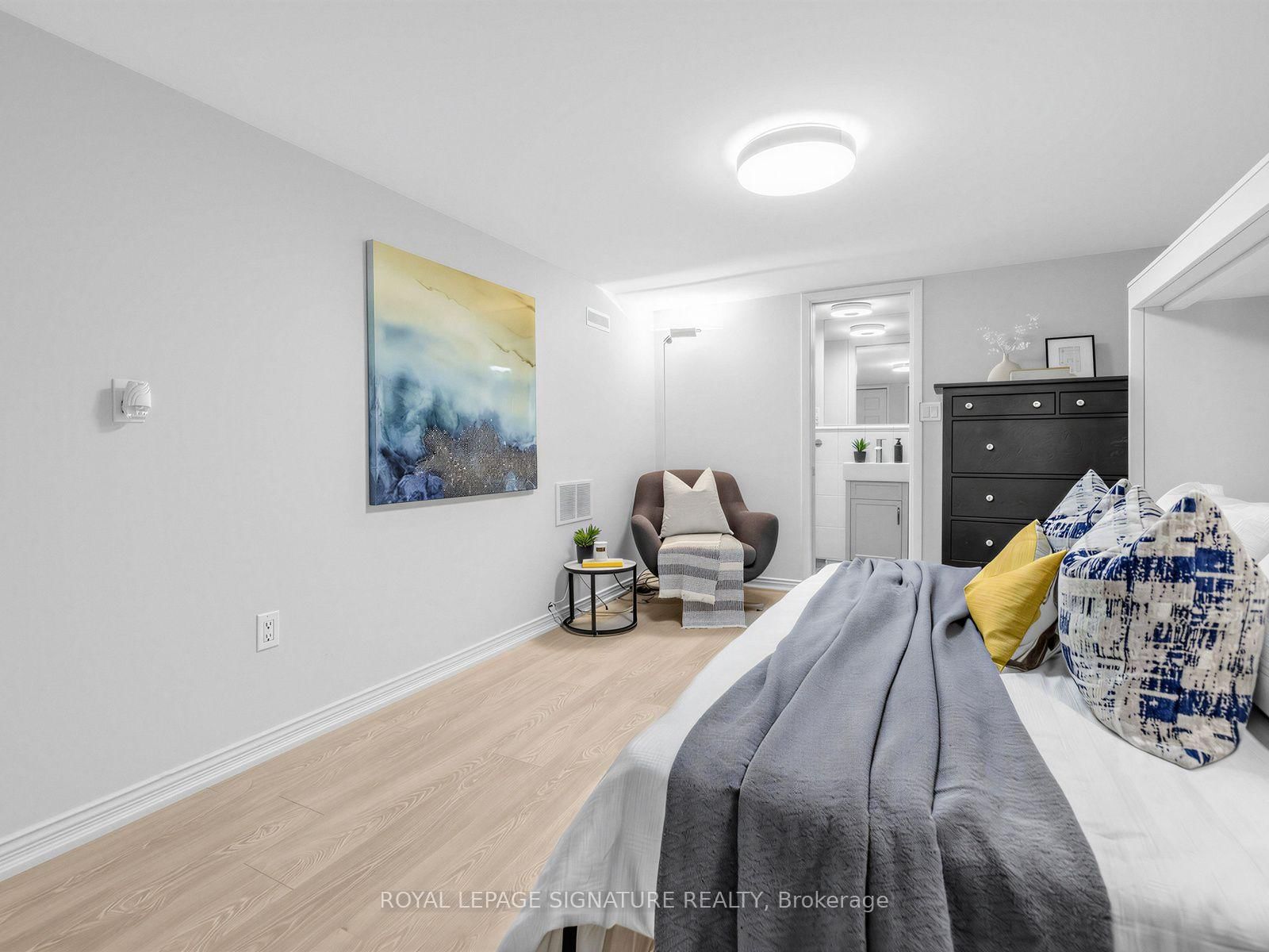 25 Proudbank Millway • Toronto, ON photo 27