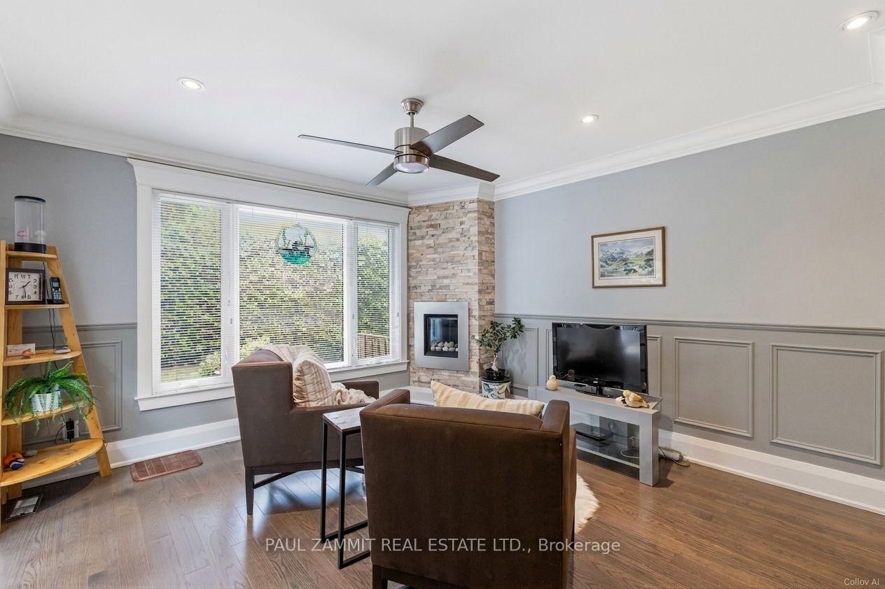 29 Heathview Avenue • Toronto, ON photo 12