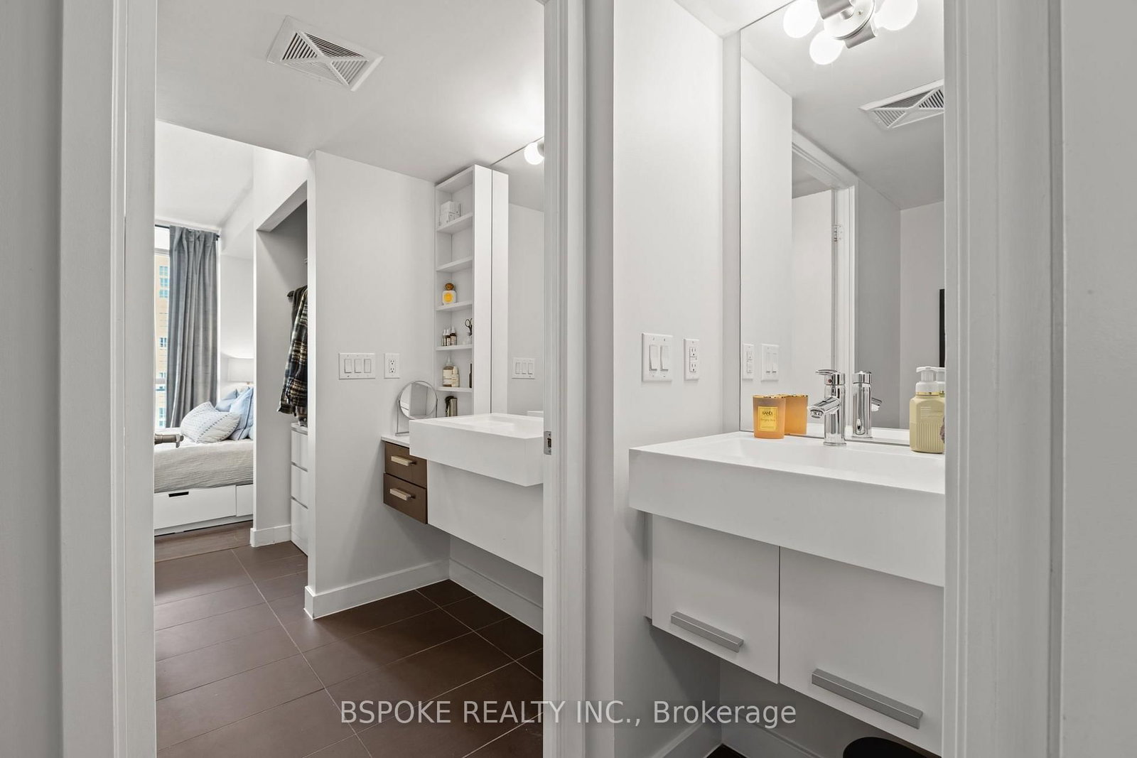 38 Dan Leckie Way • #2207 • Toronto, ON photo 19