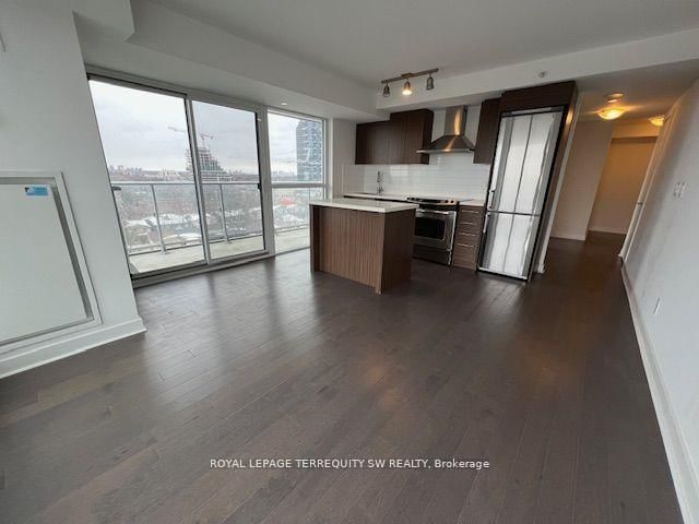 58 Orchard View Boulevard • #902 • Toronto, ON photo 2