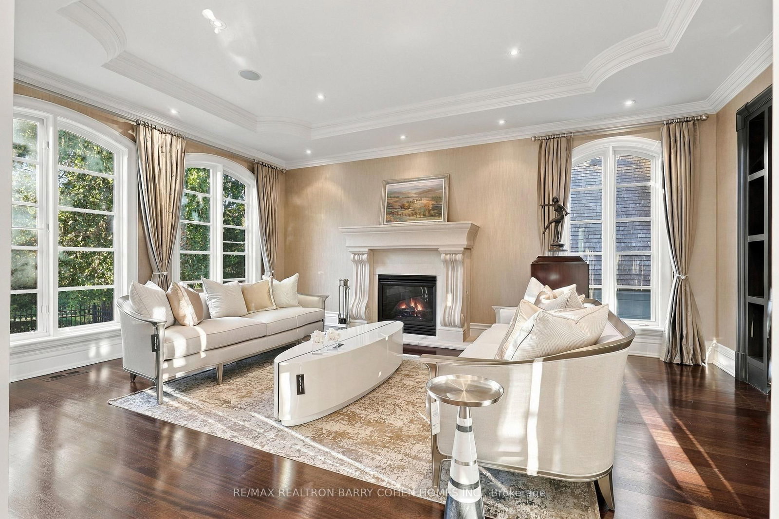 11 Doon Road • Toronto, ON photo 4