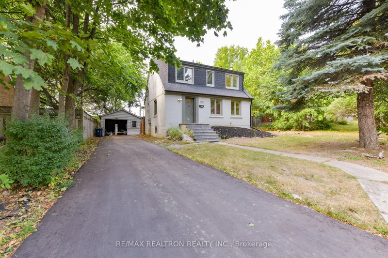 150 Upper Canada Drive