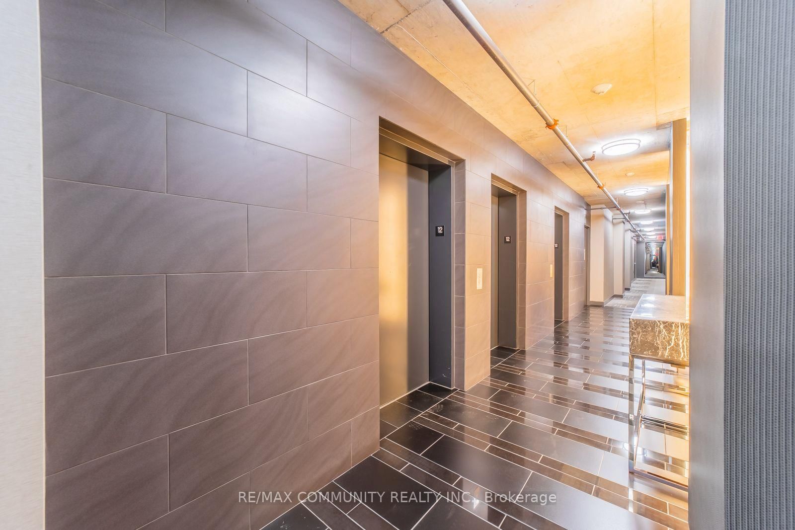 210 Simcoe Street • #1210 • Toronto, ON photo 5